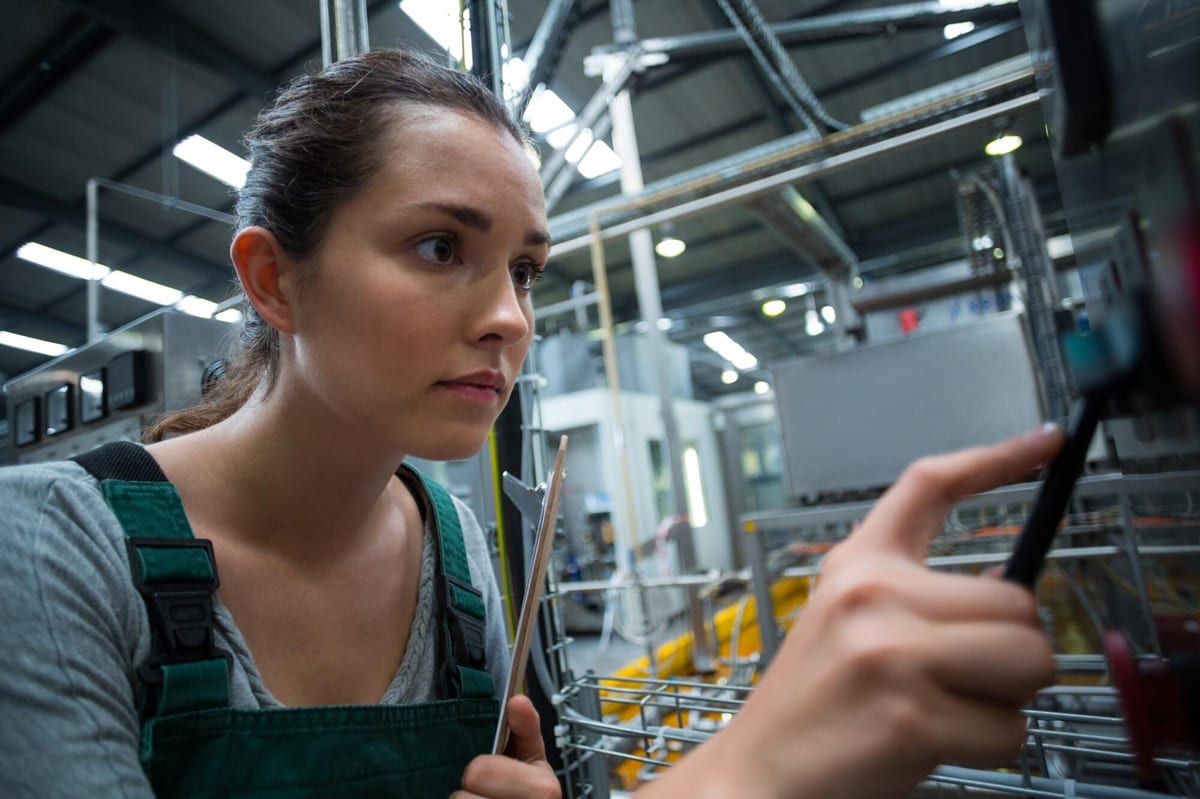 Made Local, Delivered Fast: How Australian Manufacturing Keeps Your Jobs Moving