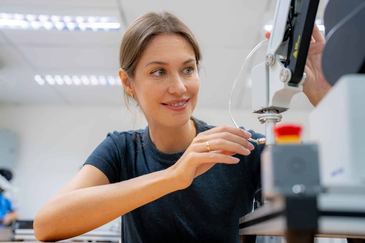 Expert Plastic Fabrication: Real Benefits for Aussie Businesses and DIYers