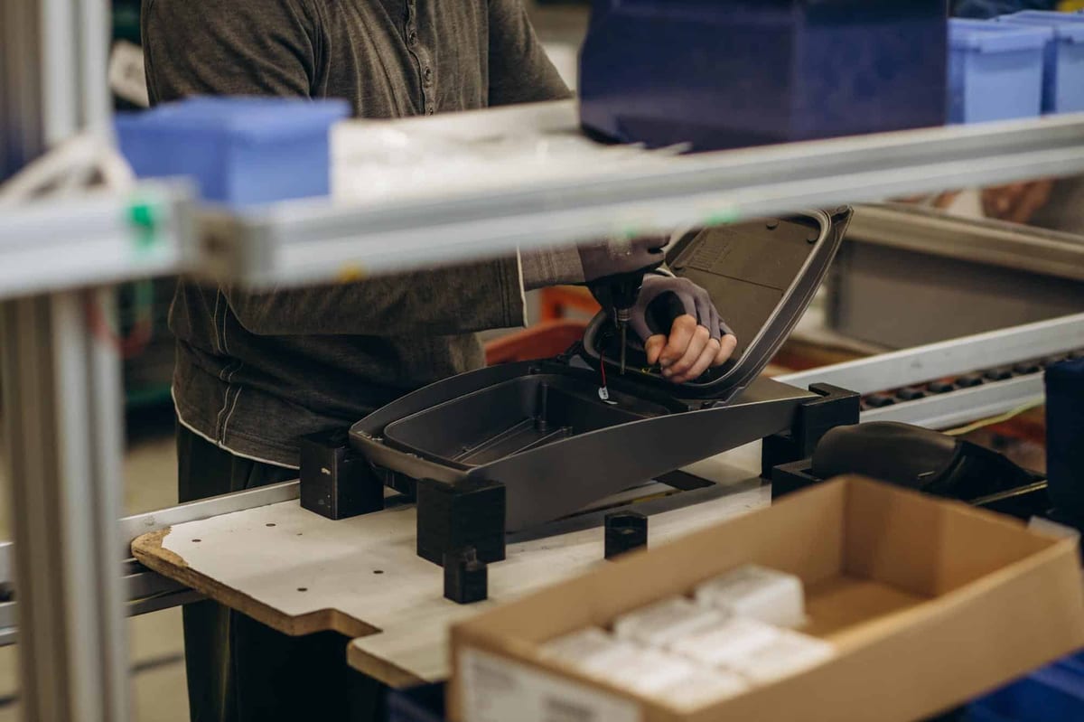 Why choosing a local plastic supplier cuts lead times and lifts quality control