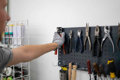 Winter Workshop Organisation: Plastic Accessories That Keep Jobs Moving